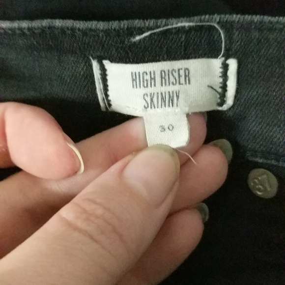 Madewell Black High Riser Cut Off Shortie Shorts - size 30 - Picture 3 of 7